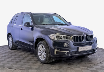 Подержанный автомобиль BMW X5 2017 года (3 фото)