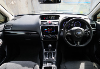 Подержанный автомобиль Subaru Levorg 2015 года (9 фото)