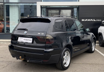 Подержанный автомобиль BMW X3 2009 года (5 фото)