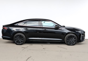 Подержанный автомобиль Geely Preface 2024 года (4 фото)