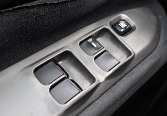 Подержанный автомобиль Mitsubishi Lancer Sedan 2009 года (14 фото)