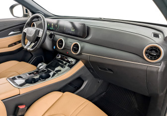 Подержанный автомобиль Evolute i-SKY 2024 года (11 фото)