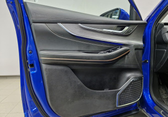 Подержанный автомобиль Exeed LX 2022 года (19 фото)