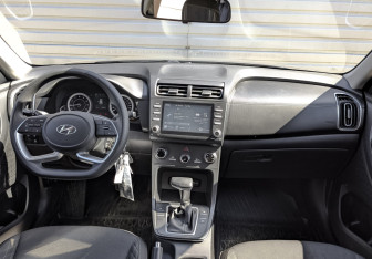 Подержанный автомобиль Hyundai Creta 2021 года (14 фото)