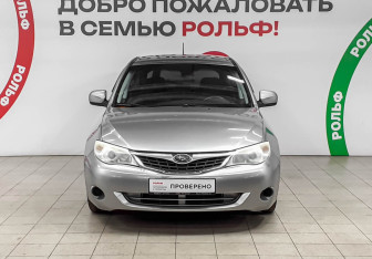 Подержанный автомобиль Subaru Impreza Hatchback 2007 года (2 фото)