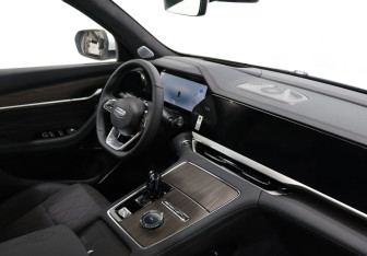 Новый Geely Monjaro 2025 (10 фото)