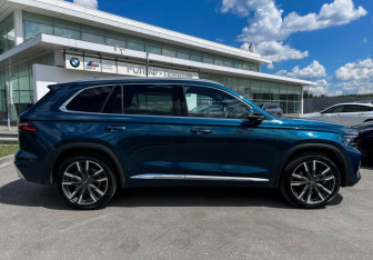 Подержанный автомобиль Geely Monjaro 2023 года (4 фото)