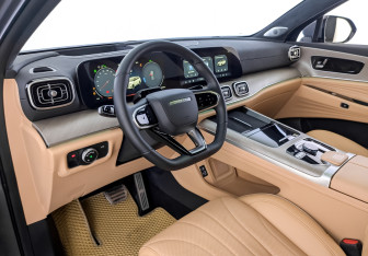 Подержанный автомобиль Jaecoo J8 2024 года (16 фото)