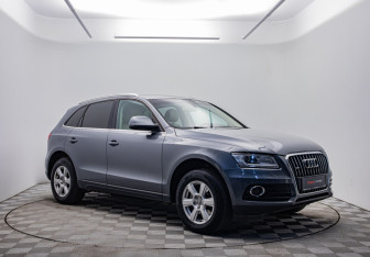 Подержанный автомобиль Audi Q5 2012 года (3 фото)