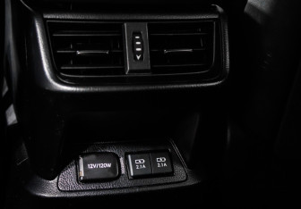 Подержанный автомобиль Lexus ES 2020 года (14 фото)