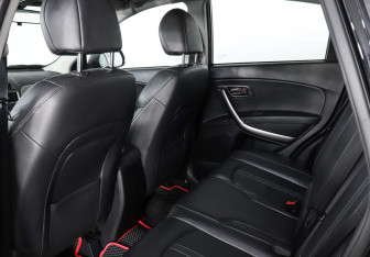 Подержанный автомобиль FAW Besturn X80 2020 года (10 фото)