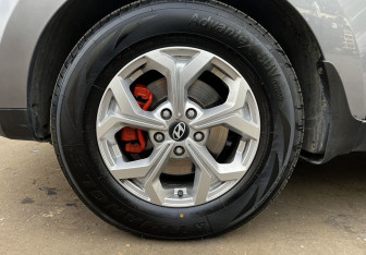 Подержанный автомобиль Hyundai ix35 2013 года (9 фото)