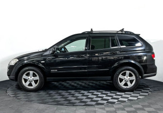 Подержанный автомобиль SsangYong Kyron 2012 года (8 фото)