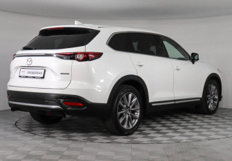 Подержанный автомобиль Mazda CX-9 2021 года (5 фото)