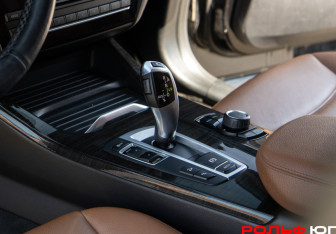 Подержанный автомобиль BMW X3 2014 года (14 фото)
