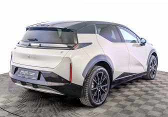 Подержанный автомобиль Zeekr X 2023 года (5 фото)