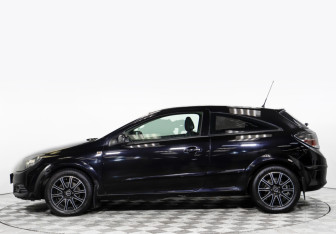 Подержанный автомобиль Opel Astra Hatchback 2008 года (6 фото)