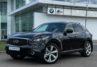 Подержанный автомобиль Infiniti QX70 2017 года (1 фото)