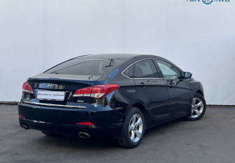Подержанный автомобиль Hyundai i40 Sedan 2014 года (5 фото)