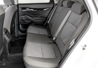 Подержанный автомобиль Kia Seltos 2021 года (12 фото)