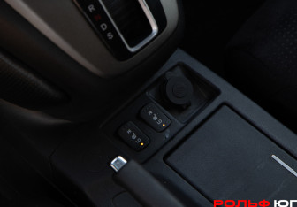 Подержанный автомобиль Honda CR-V 2013 года (14 фото)