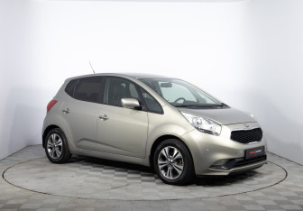Подержанный автомобиль Kia Venga 2016 года (3 фото)