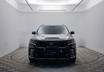 Подержанный автомобиль Kia Sorento 2020 года (2 фото)