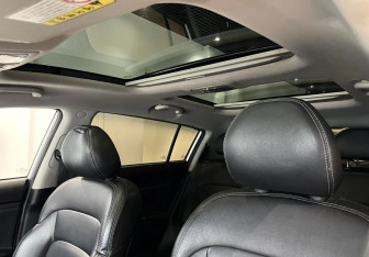 Подержанный автомобиль Kia Sportage 2010 года (18 фото)