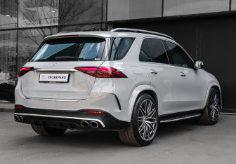 Подержанный автомобиль Mercedes-Benz GLE AMG 2023 года (4 фото)