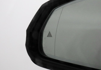 Подержанный автомобиль BMW X2 2024 года (21 фото)