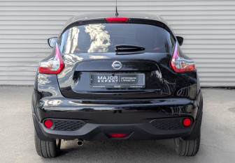 Подержанный автомобиль Nissan Juke 2018 года (6 фото)