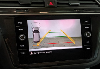 Подержанный автомобиль Volkswagen Tiguan 2020 года (25 фото)