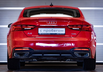 Подержанный автомобиль Audi A5 Liftback 2022 года (5 фото)