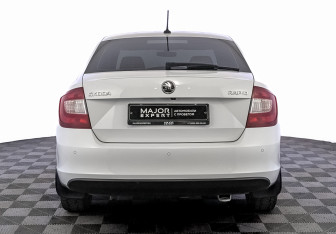 Подержанный автомобиль Skoda Rapid Liftback 2019 года (6 фото)