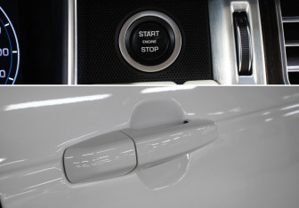 Подержанный автомобиль Land Rover Range Rover 2016 года (26 фото)