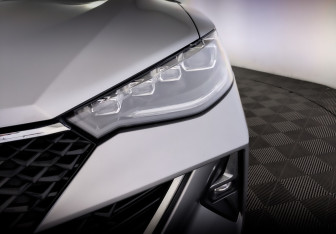 Подержанный автомобиль Haval F7 2023 года (17 фото)