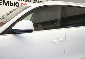 Подержанный автомобиль Audi Q5 2011 года (39 фото)