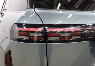 Подержанный автомобиль Jaecoo J7 2023 года (24 фото)