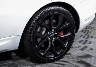 Подержанный автомобиль Land Rover Range Rover Sport 2013 года (15 фото)