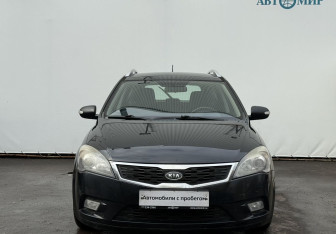 Подержанный автомобиль Kia Ceed Wagon 2012 года (2 фото)