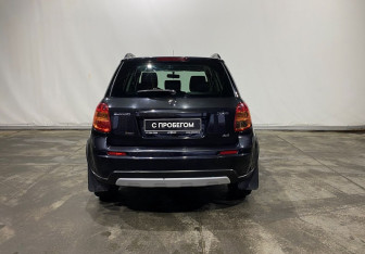 Подержанный автомобиль Suzuki SX4 Hatchback 2014 года (5 фото)