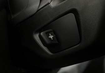 Подержанный автомобиль BMW X5 2024 года (22 фото)
