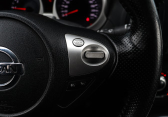 Подержанный автомобиль Nissan Juke 2012 года (13 фото)