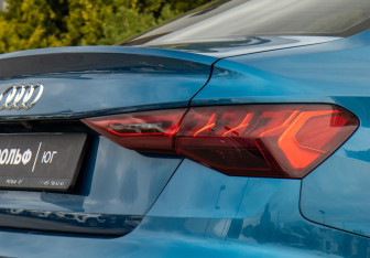 Подержанный автомобиль Audi A3 Sedan 2021 года (26 фото)