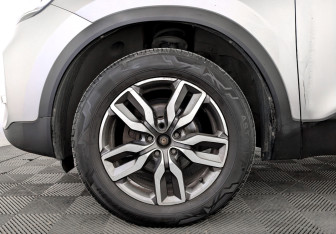 Подержанный автомобиль Chery Tiggo 4 2022 года (18 фото)