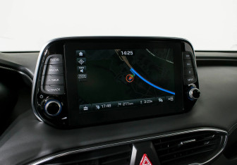 Подержанный автомобиль Hyundai Santa Fe 2019 года (14 фото)