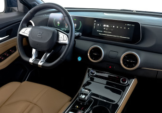 Подержанный автомобиль Evolute i-SKY 2024 года (29 фото)