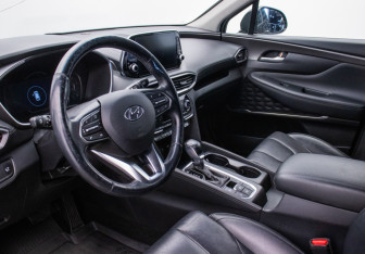 Подержанный автомобиль Hyundai Santa Fe 2020 года (9 фото)