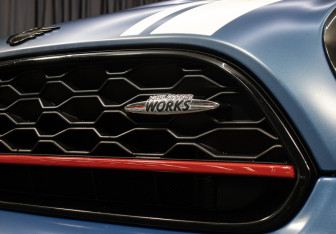 Подержанный автомобиль MINI Countryman 2021 года (25 фото)