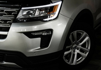 Подержанный автомобиль Ford Explorer 2018 года (5 фото)